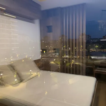 Delux Apartment Ni